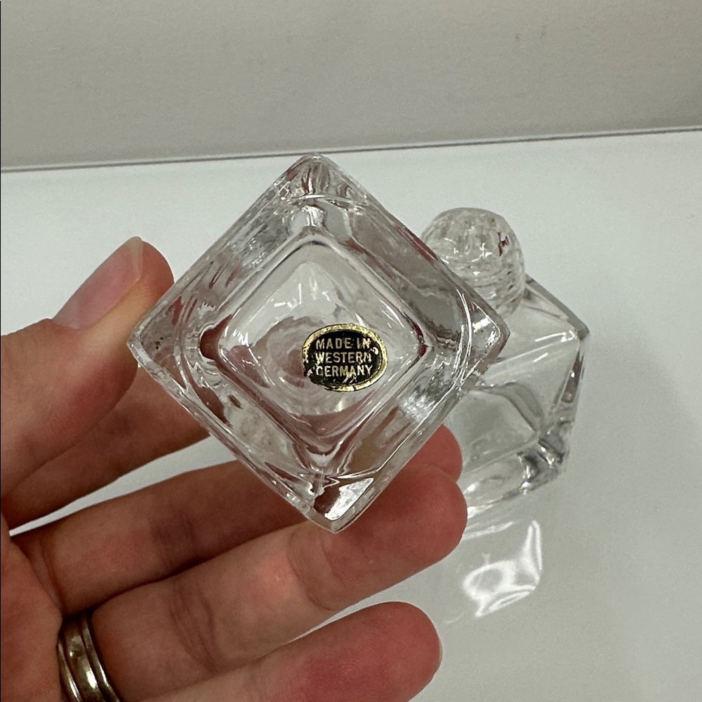 Vintage West Germany square box Glass Salt and Pepper shakers - Picture 2 of 5
